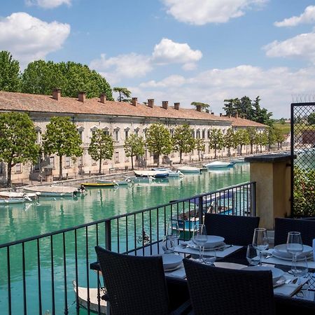 Time To Relax - La Terrazza Sul Lago Peschiera del Garda Eksteriør billede