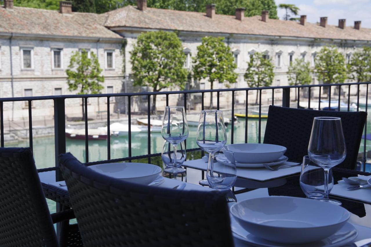 Time To Relax - La Terrazza Sul Lago Peschiera del Garda Eksteriør billede